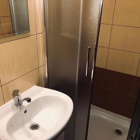 Quarto em Acomodações Particulares Limba Ii